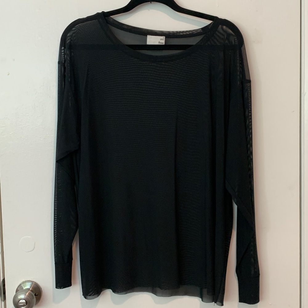 Aritzia Wilfred Free Oversized Mesh Longsleeve